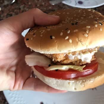 Popeys Tavukları Kokuyor