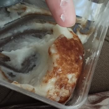 Tatbak Gıda Kazandibinin İçinden Çıkan Plastik Parçalar