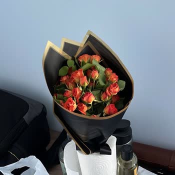 Çiçek Sepeti Alakasız Çiçek Gönderimi