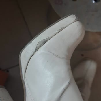 Bershka Ayakkabı Kalitesiz Olması Üzücü