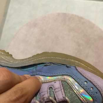 Skechers Ayakkabıda Çatlama Ve Açılma Hatası