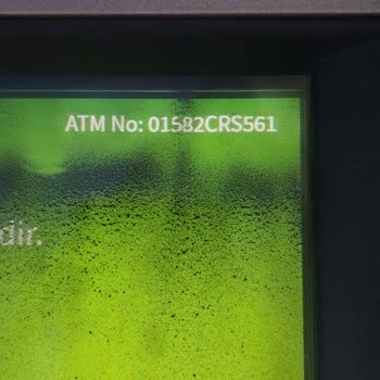Garanti Bankası ATM De Sıkışan Paramı Geri Vermiyor