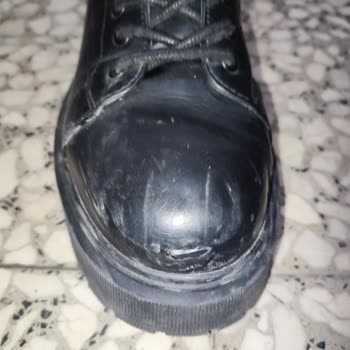 Bershka Botun Üzerinde Hava Kabarcıkları Oluşması