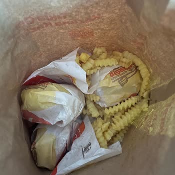 Burger King Paketleme Eğitimi Verilmesi Lazım