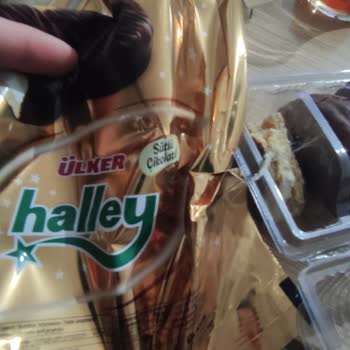 Ülker Halley İçinde İp