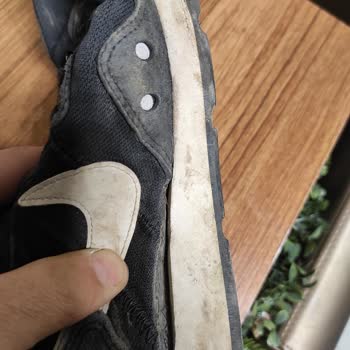 Nike Boşa Giden Para