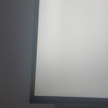 Grundig Ghu8500a TV Işık Sızması Ve Köşelerde Kararma. Media Markt