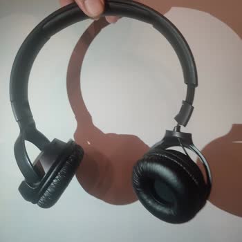 JBL 510BT Kulaklığım Kırıldı