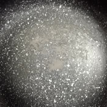 Korkmaz Mutfak Eşyaları Tencere Granit Soyulması