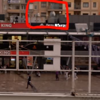 T. C. Cumhurbaşkanlığı Burger King Uğultuyu Arttırıyor, Mahallede Elektrikler Kesiliyor