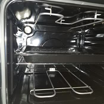 BİM Kumtel Ankastre Set İçerisinde Sadece Bir Fırın Tepsisi Vardı