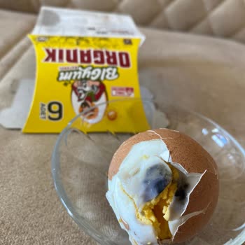 BİM Organik Yumurta Siyah Oldu Şaka Gibi
