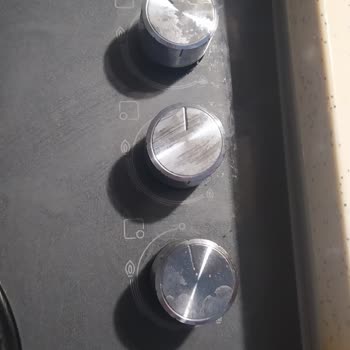 Bosch Ocak Düğmeleri Ve Temizlik Sorunu