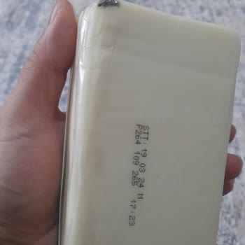 İçim Kaşar Peyniri İçinde Yabancı Madde Var