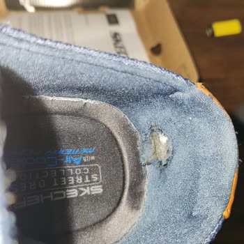 Skechers Hatalı Ürünü İade Almamak İçin Müşteriyle Dalga Geçiyor