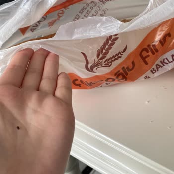 Çakıroğlu Fırın Ekmek Den Böcek Çıktı