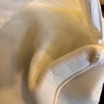 Lova Yatak Kalitesiz Ürünler Ve Tam Bir Pişmanlık.