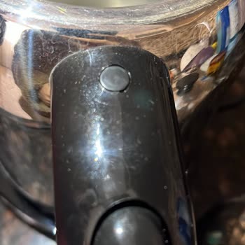 Korkmaz Mutfak Eşyaları Paslanmaz Diye Aldığım Çaycım İlk Kullanımda Paslanmaya Başladı