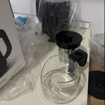 Turkcell Pasaj Aldığım Ürünü Kırık Bir Şekilde Gönderdiler Ve Yardımcı Olmadılar.