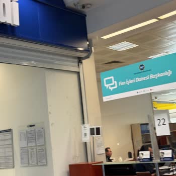 ABB - Ankara Büyükşehir Belediyesi Ankara Büyük Şehir Belediyesindeki Çalışanlar Uyuyor Mesai Saatinde