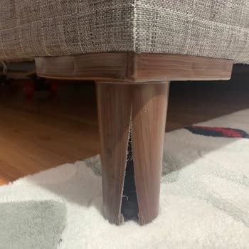 Nilay Mobilya (Tekirdağ) Yatak Ağırlığını Taşımayan Baza Ayakları.