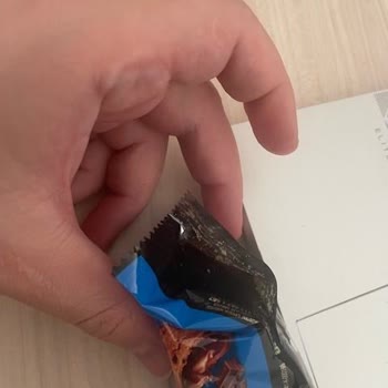 Ülker Biskrem Cookie Ürünü Ambalaj Hatası.