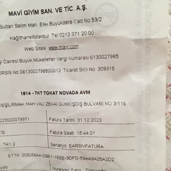 Mavi 500 TL Lik Mavi Markalı Eşofmanın Birkaç Giymeye Çöp Olması