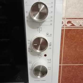 Simfer Fırın Asla Pişirmiyor