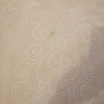 Yiğit Halı Yıkama Leke Çıkartamıyor Yırttığı Halıda Sorumluluk Almıyor