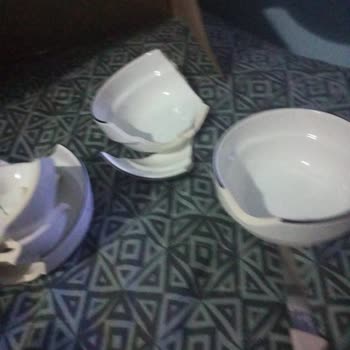 LC Waikiki Sürekli Kırık Ürün Gönderiyorlar