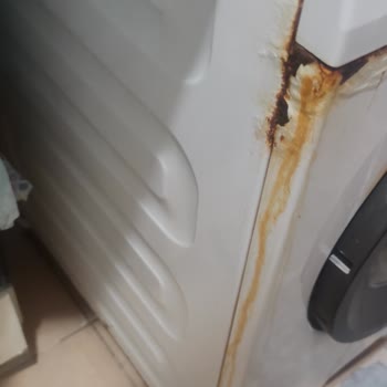 Beko Çamaşır Makinesi Kaporta Çürüdü