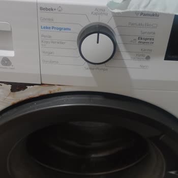 Beko Çamaşır Makinesi Kaporta Çürüdü