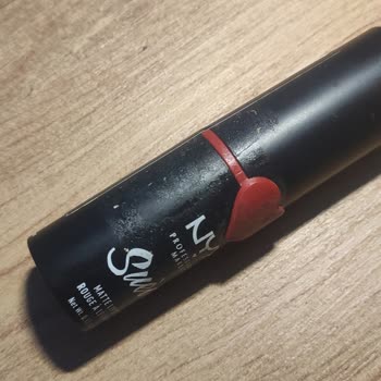 Watsons Online Açılmış Pis Ambalajlı Nyx Ruj Satışı Yaptı