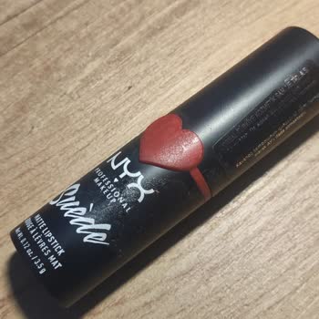 Watsons Online Açılmış Pis Ambalajlı Nyx Ruj Satışı Yaptı