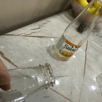Sırma Maden Suyu Şişesinin Paslanması