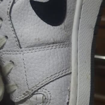 Nike Instagram Fourway Adlı Hesap Sahte Ürün Satıyor