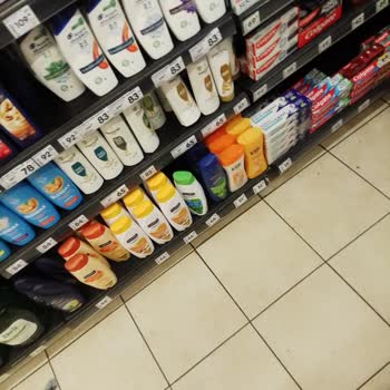 Şok Marketler Kasa Personeliniz Ve Ürün Düzeni