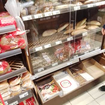 Şok Marketler Kasa Personeliniz Ve Ürün Düzeni