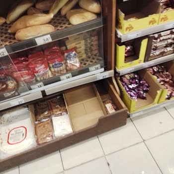 Şok Marketler Kasa Personeliniz Ve Ürün Düzeni