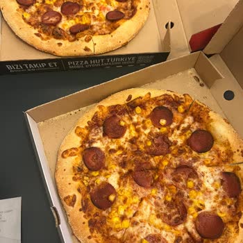 Yemeksepeti ve Pizza Hut Mağdur Etti!