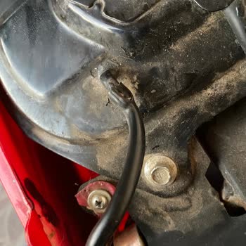 Mondial Motor Depo Yanı Boru