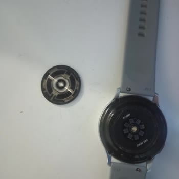 Samsung Telefon Galaxy Watch Active 2 Arka Kapak Sorunu