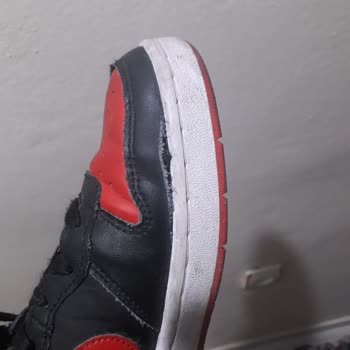 Nike Ayakkabımız 4. Ayda Çürümeye Başladı