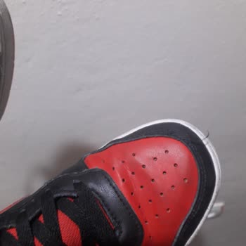 Nike Ayakkabımız 4. Ayda Çürümeye Başladı