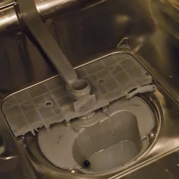 Altus İç Aksamları Eridi