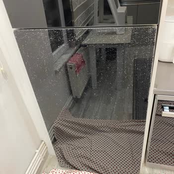 Arçelik Buzdolabı Camı Patladı