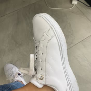Tommy Hilfiger Tommy Pişmanlıktır Ayakkabı 2 Günde Kırıldı Değişti. Muhatap Yok