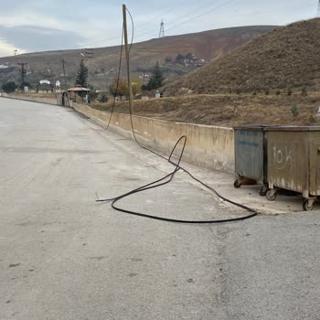 Türk Telekom İnternet Kesintisi Direk Devrilmesi İlgilenilmemesi