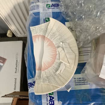 Madame Coco İnternet Sitesinden Aldığım Tabak Kırık Çıktı