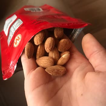 Migros Marka Bayat Badem